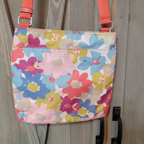 Coach - Picture 5 of 7